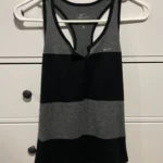 Featured thumbnail for Camisole Nike Dri-FIT Color-block – Gris & Noir – Taille Small – Excellent État