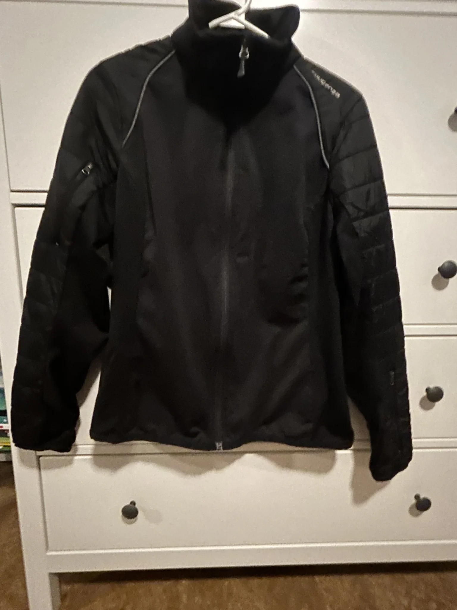 Featured image for Veste Hybride Fouganza (Décathlon) Noire – Équitation & Plein Air – Taille Médium – Très Bon État