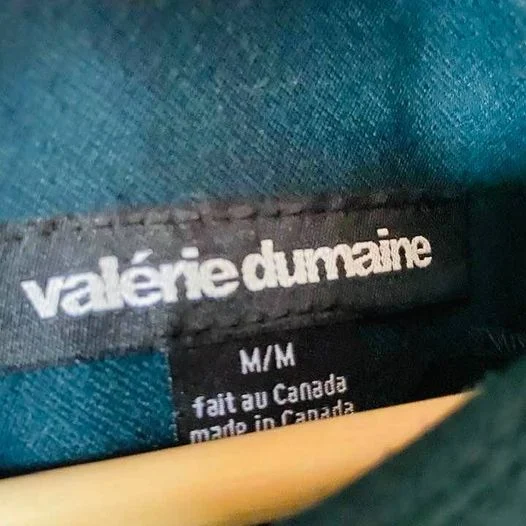 Image for Robe bicolore Valérie Dumaine – vert & noir – taille M – chic minimaliste Canada