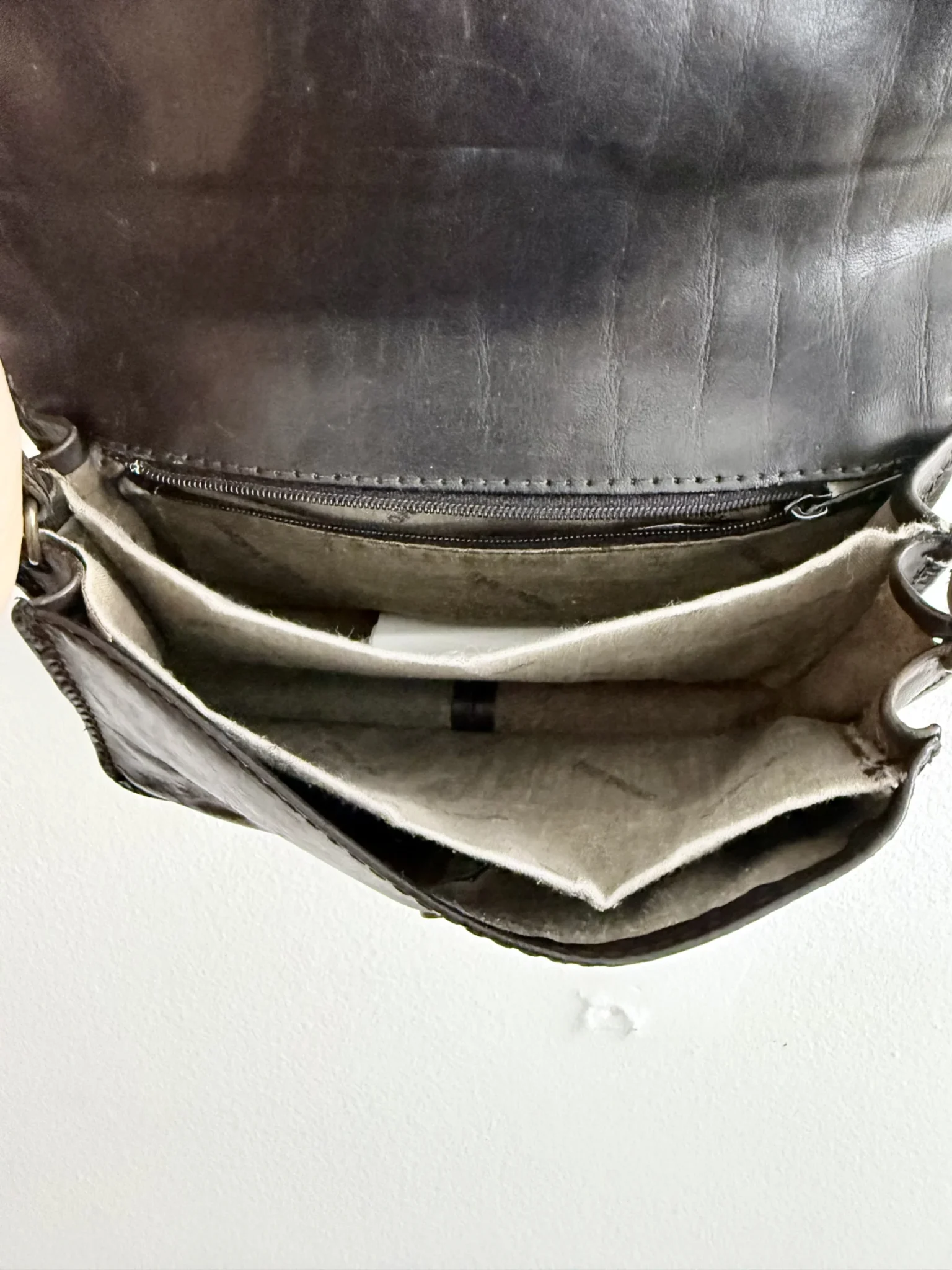 Image for Sac en cuir noir vintage