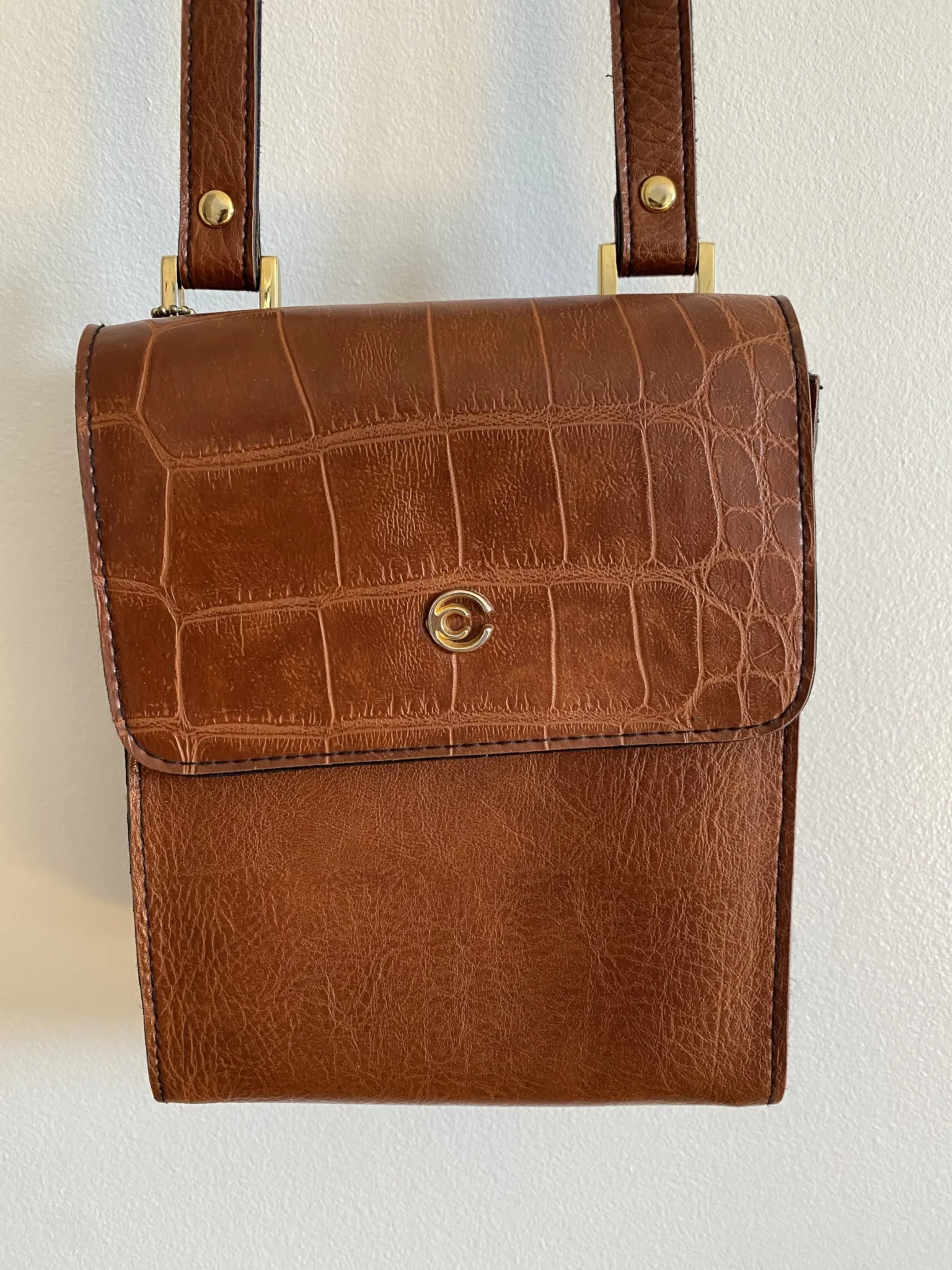Featured image for VINTAGE Sac à main en cuir Cornell