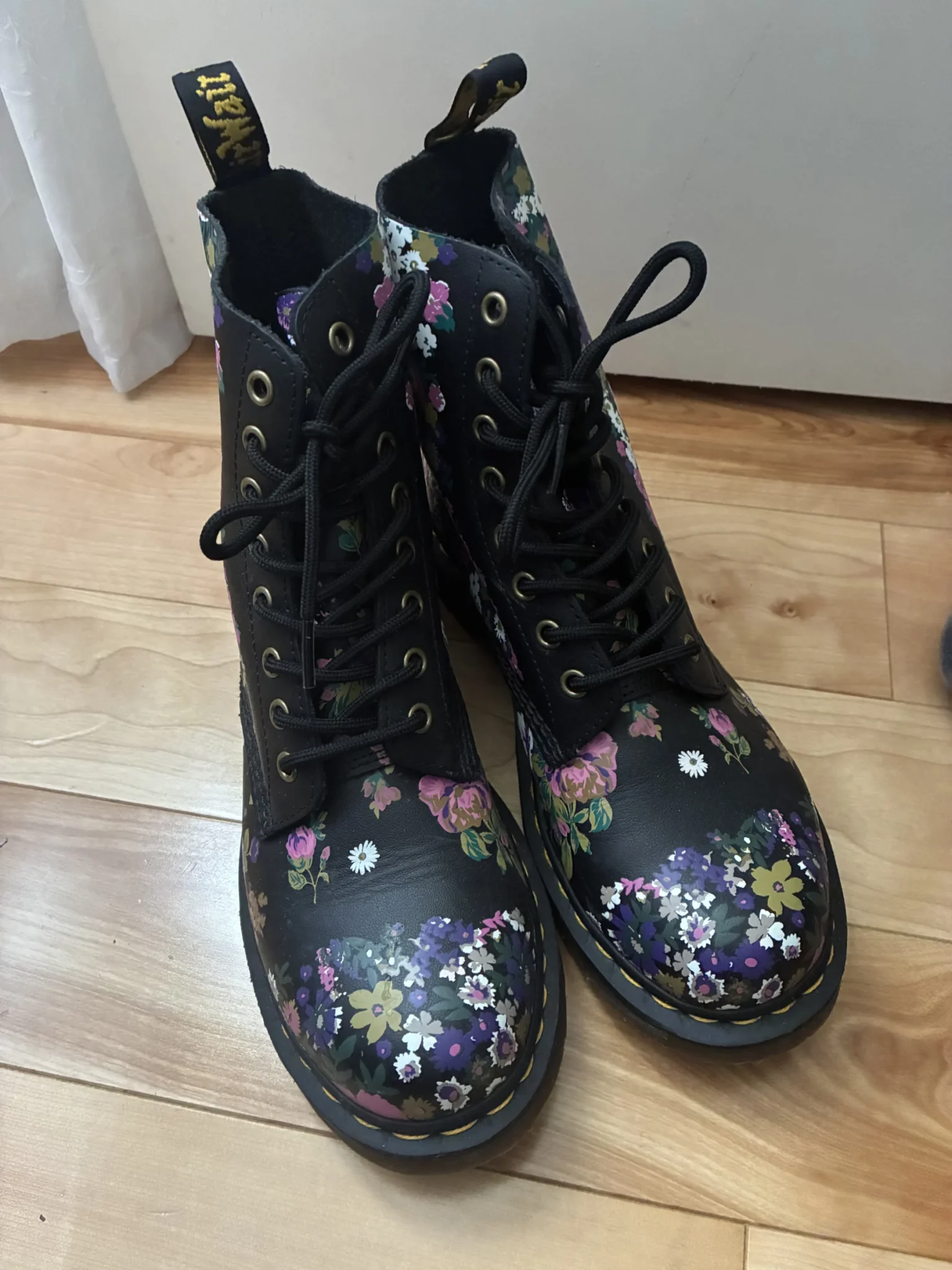 Image for Bottes Dr Martens