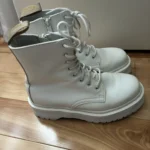 Featured thumbnail for Bottes Dr Martens