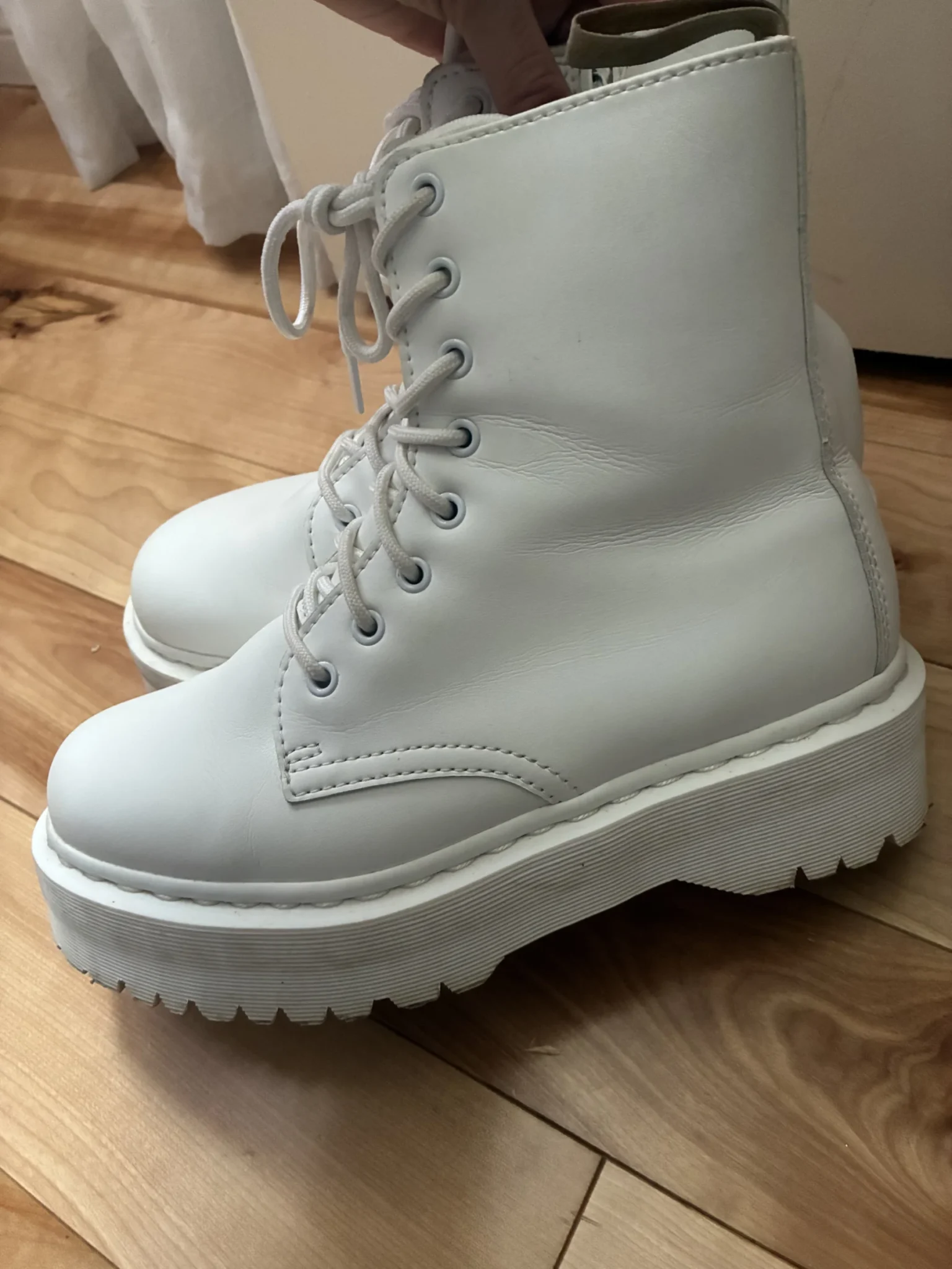 Image for Bottes Dr Martens