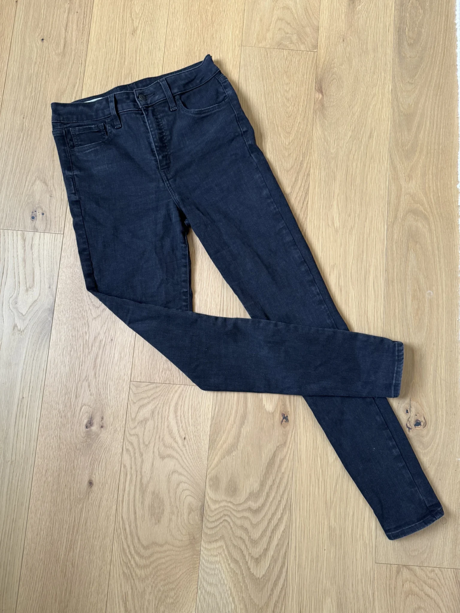 Featured image for Jegging noir GAP taille haute