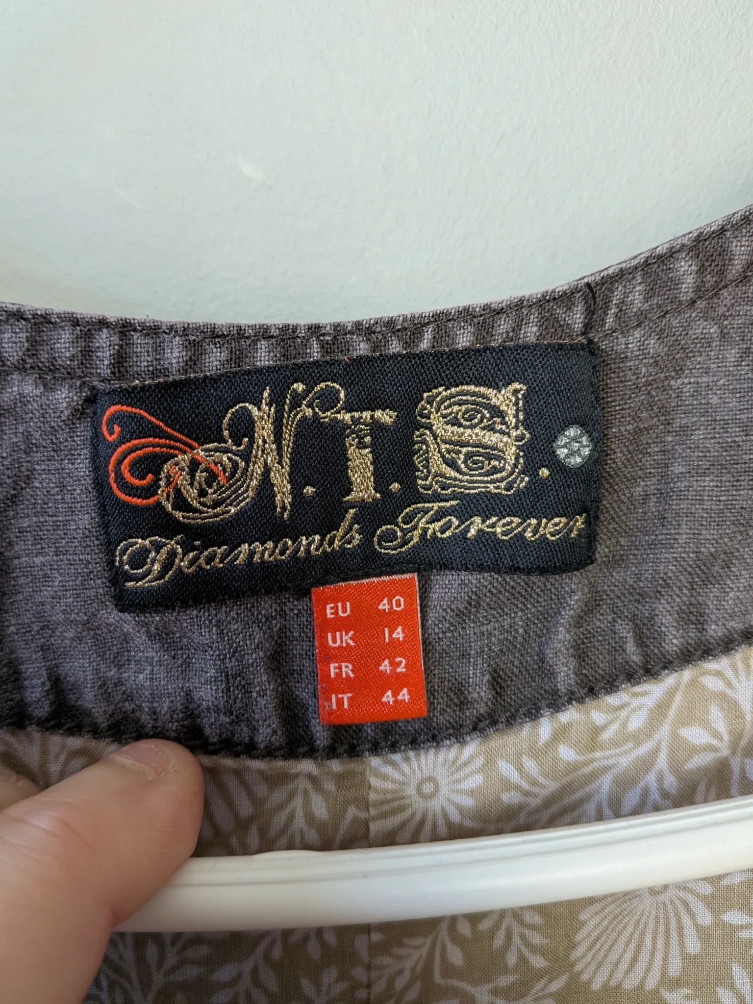Image for N.T.S Diamonds Forever 100% Linen Mid-Length V Neck Dress