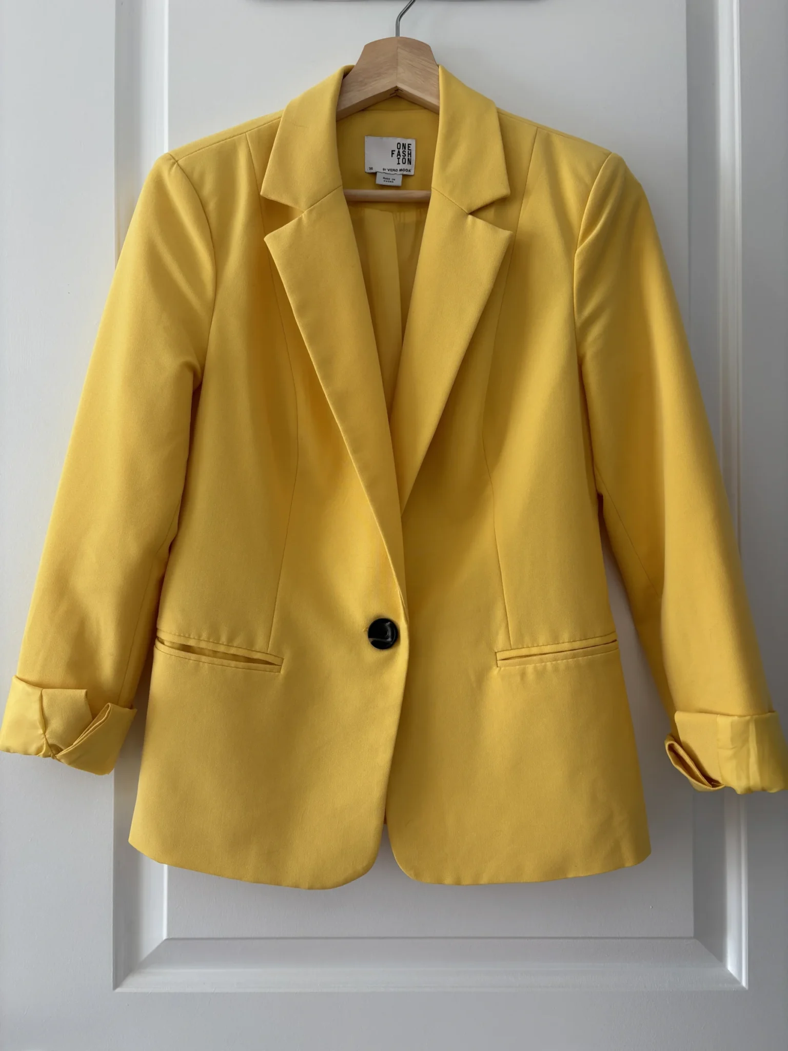 Image for Veston jaune