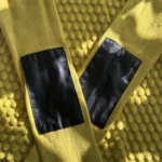 Thumbnail for Chandail motifs écailles
