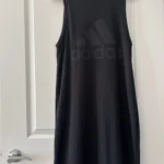 Featured thumbnail for Robe adidas