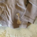 Thumbnail for Belle veste café au lait bébé unisexe 6-12