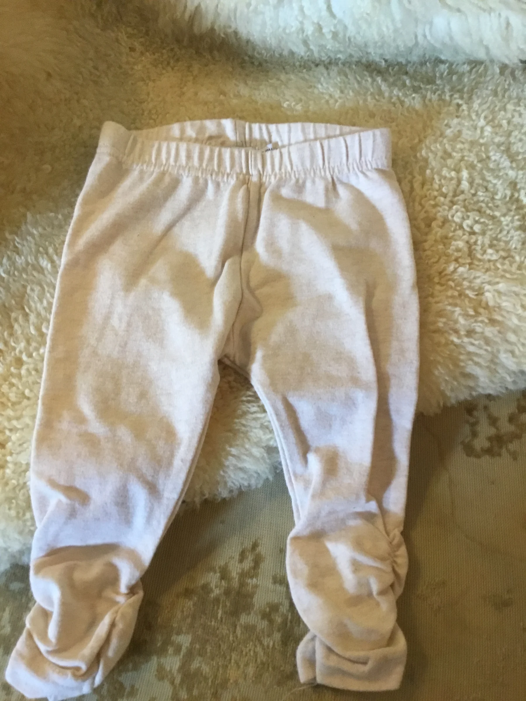 Leggings beige doux bébé fille 9 mois petit Dirkje seconde main