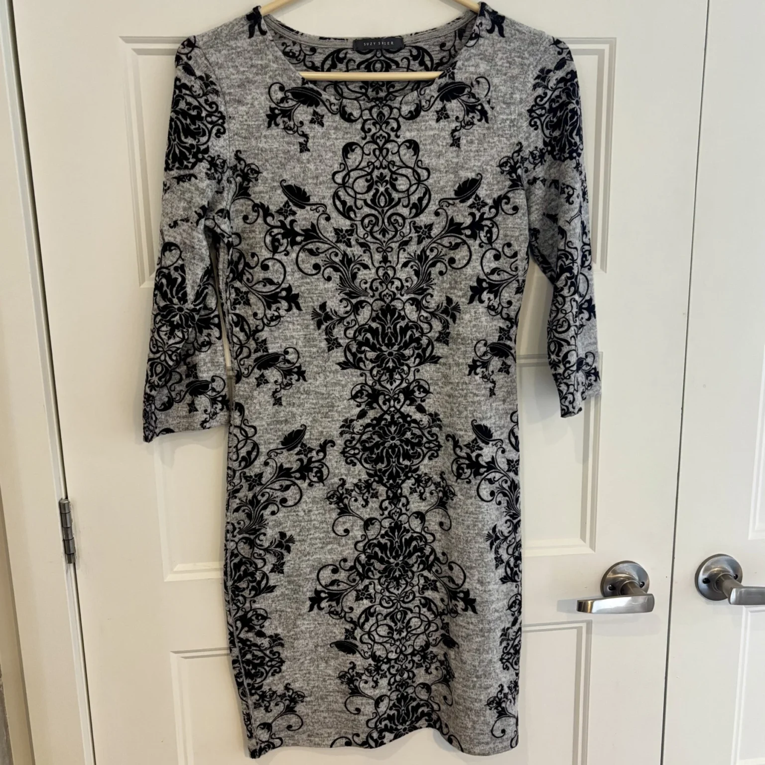 Featured image for Grey dress with black pattern
