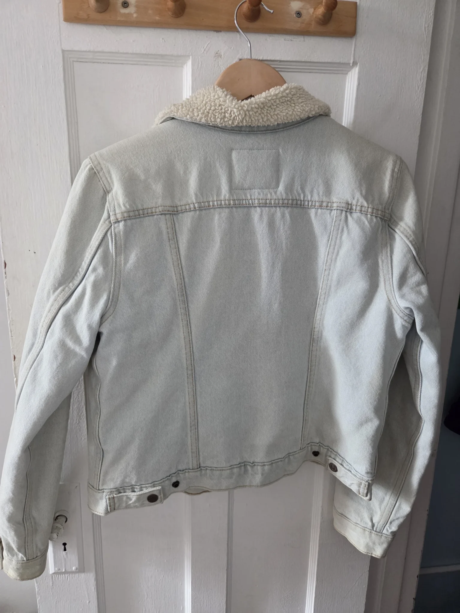 Image for Trucker Original sherpa lined denim jacket by Levi's