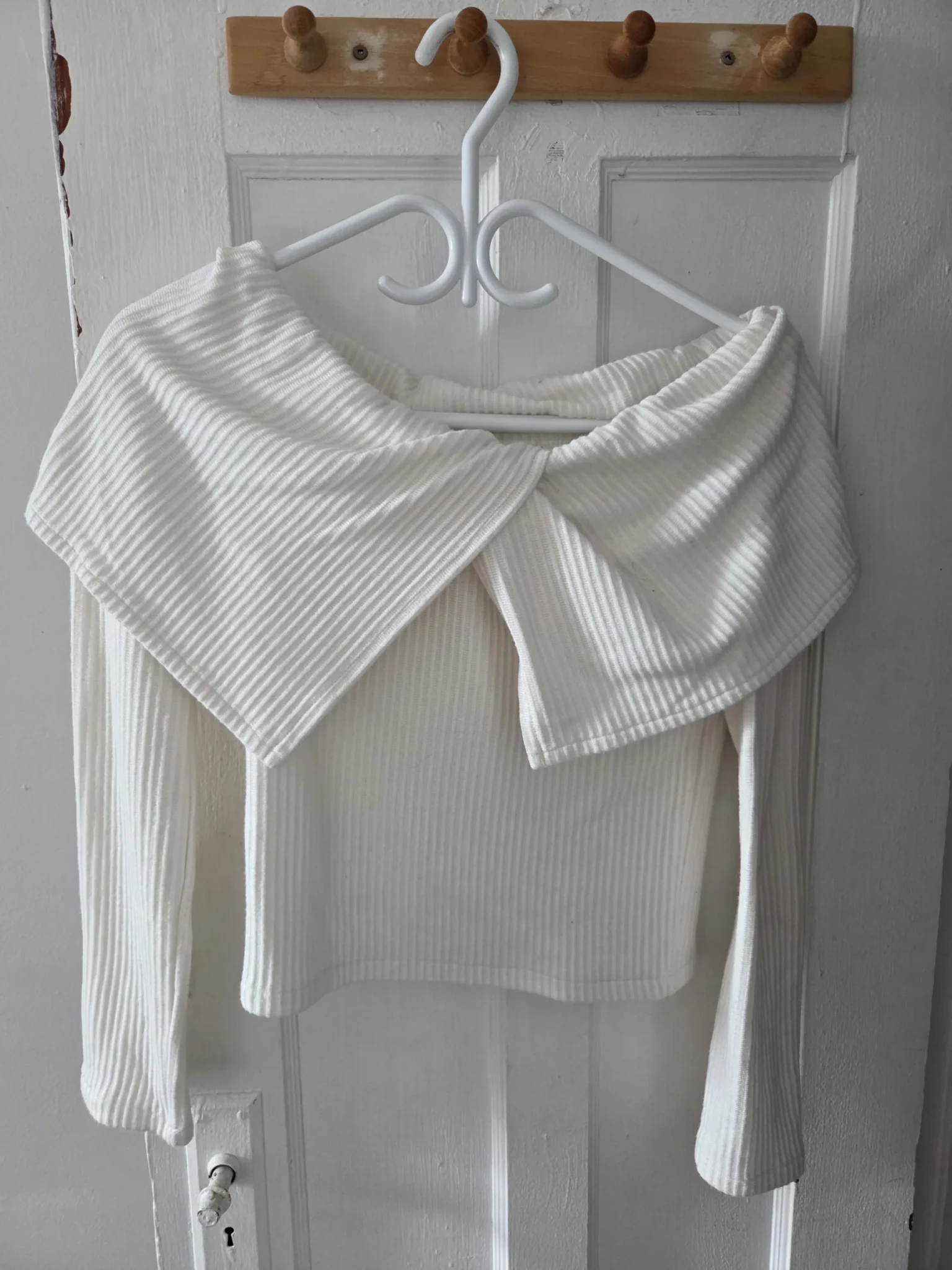 Image for Ribbed jumper with wide collar