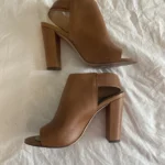 Featured thumbnail for Sandales talons hauts en cuir