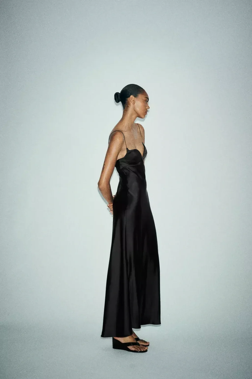 Image for Robe longue satinée - Neuve avec étiquette