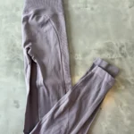 Featured thumbnail for LEGGING LULULEMON SIZE 2