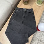 Featured thumbnail for Mom Jeans Garage