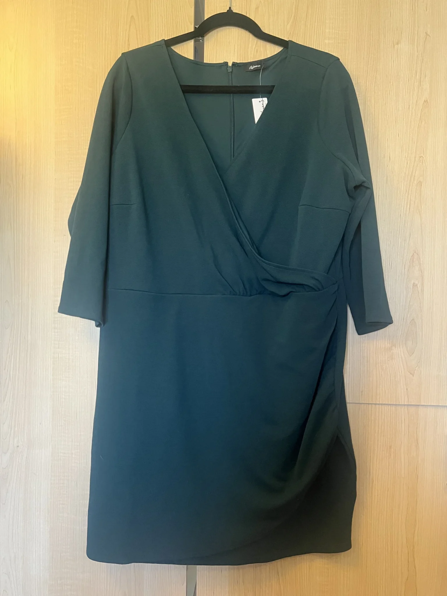 Featured image for Robe cache-cœur