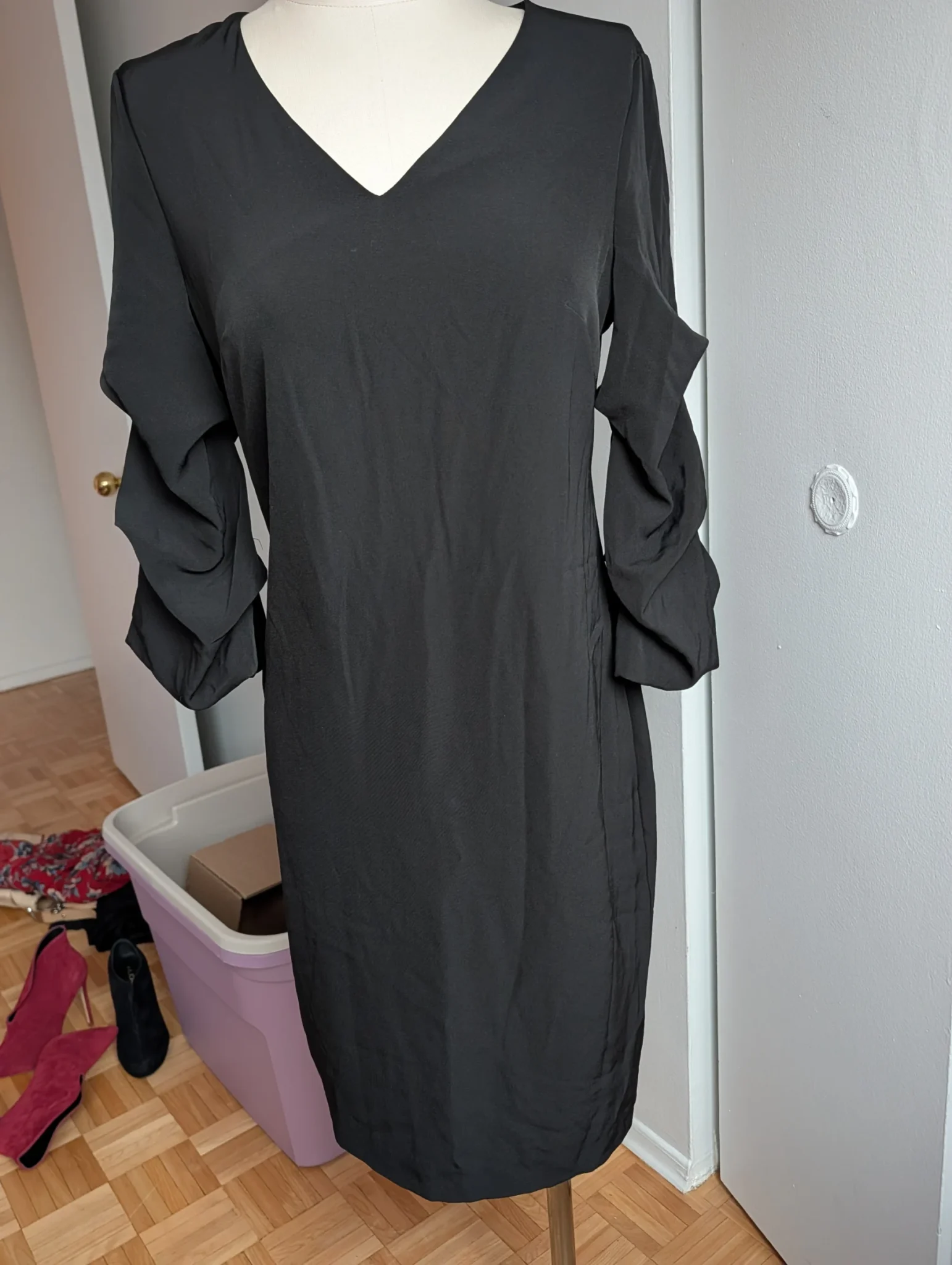 Featured image for Dress dkny