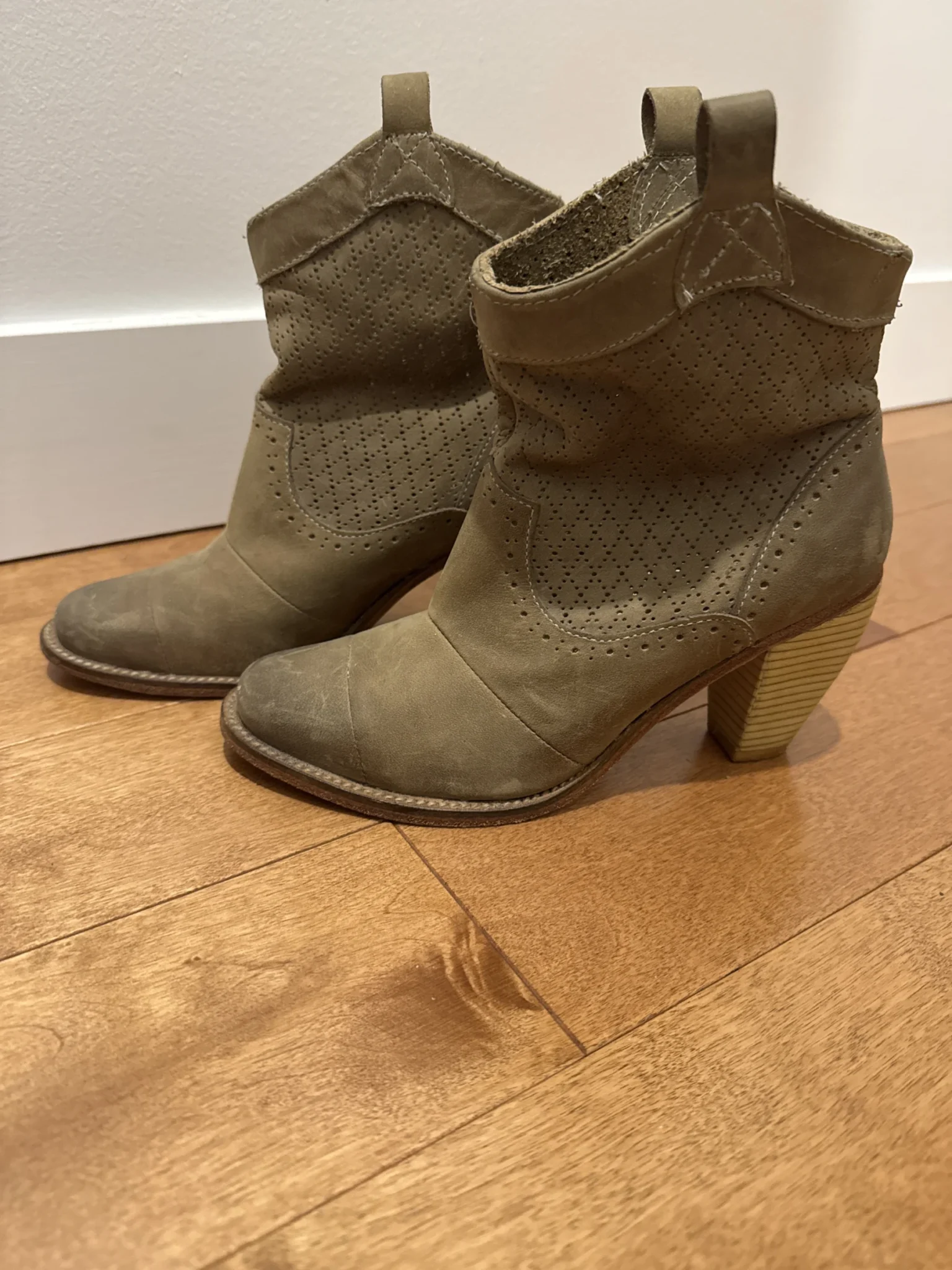 Image for Botillons Jshoes
