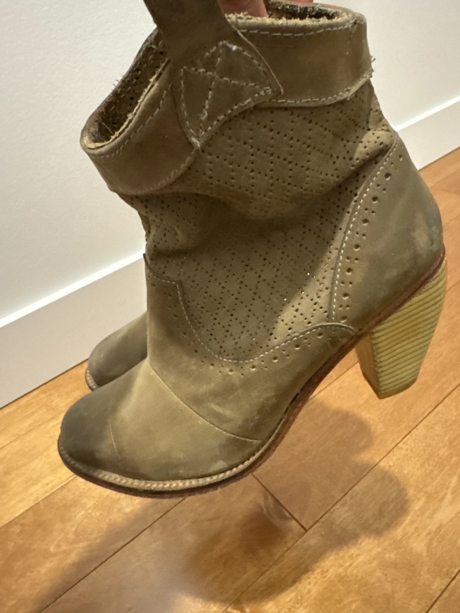 Image for Botillons Jshoes
