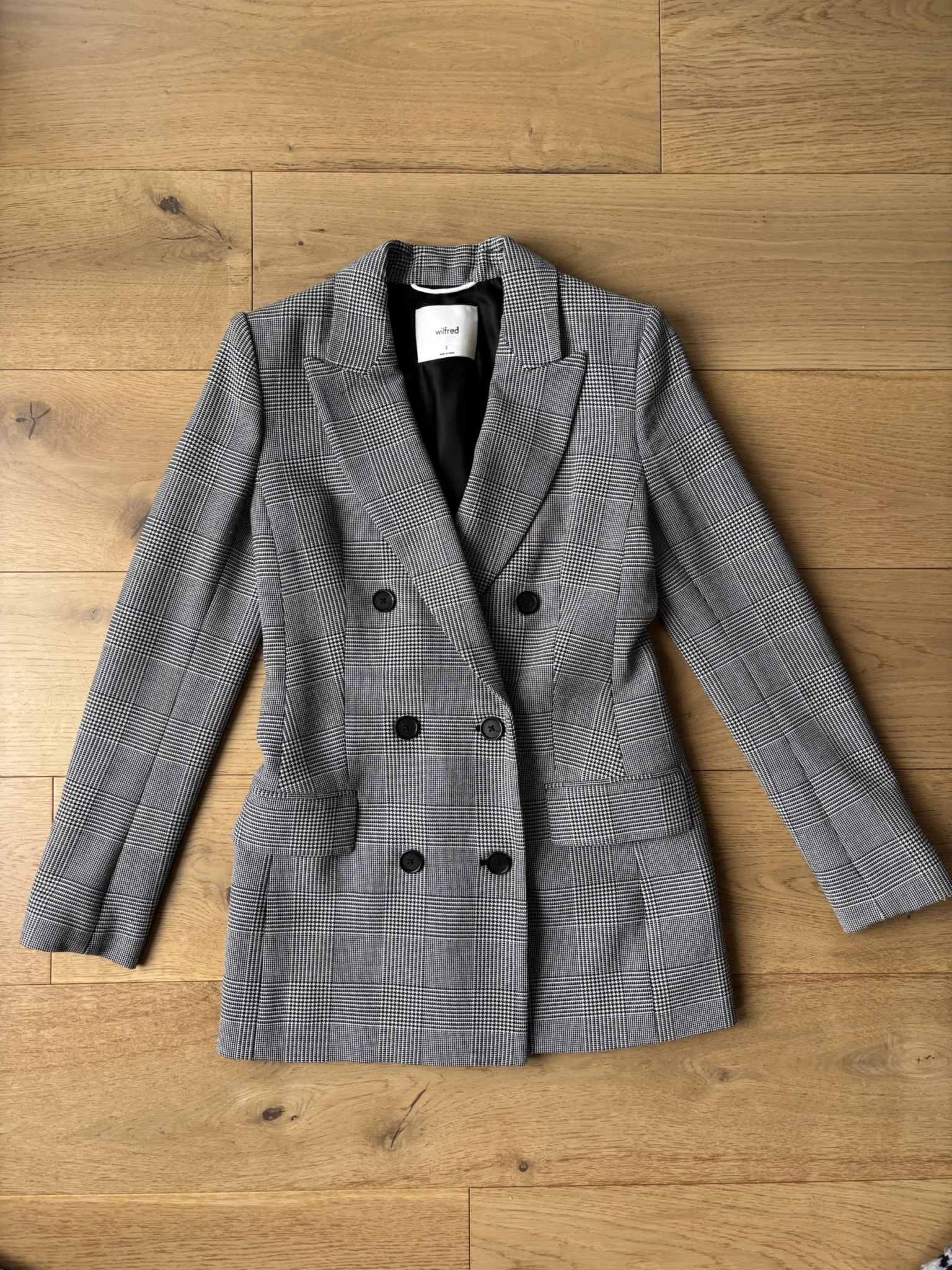 Featured image for Veston Wilfred/Aritzia