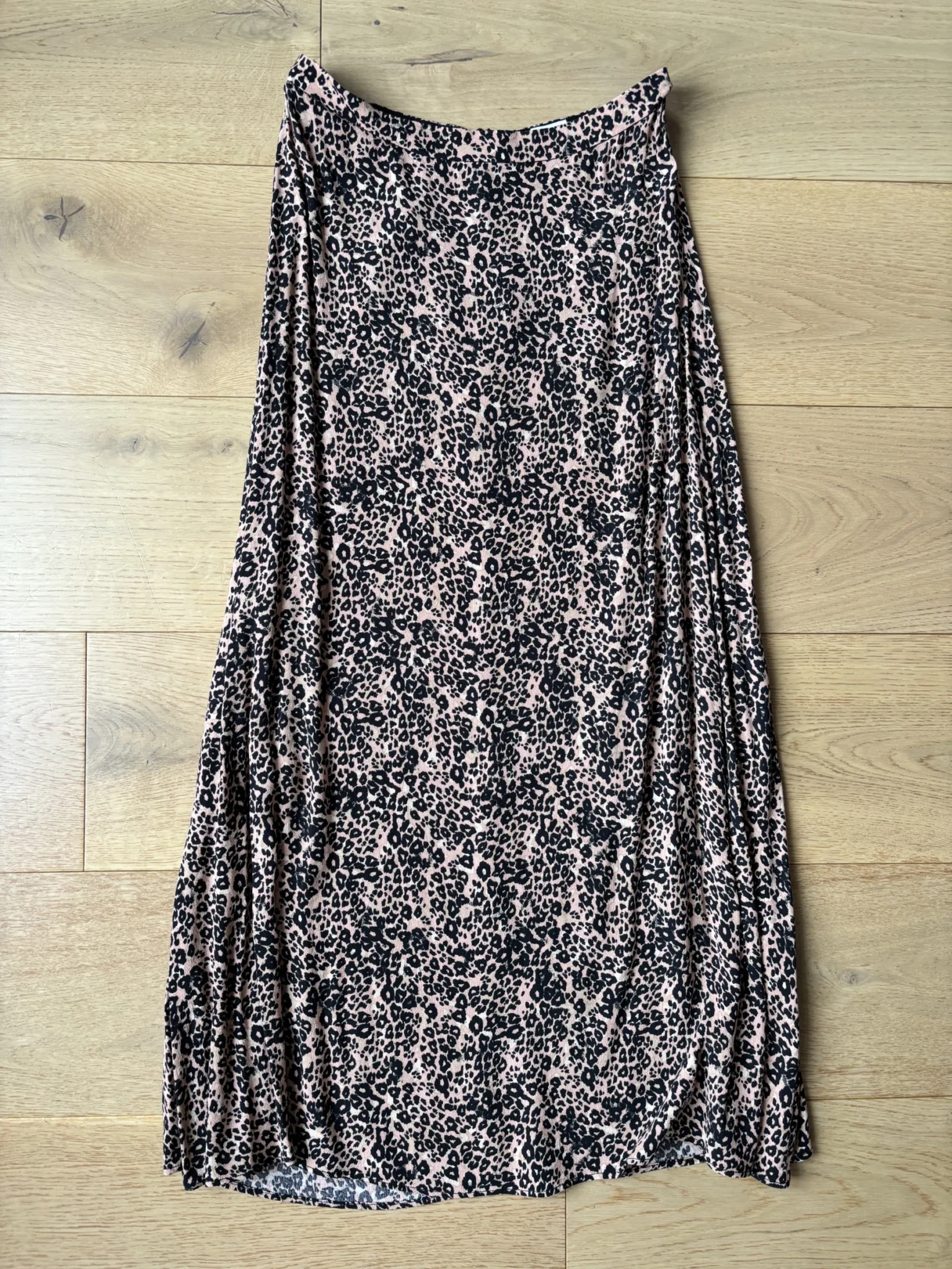Featured image for Jupe longue Aritzia taille 2
