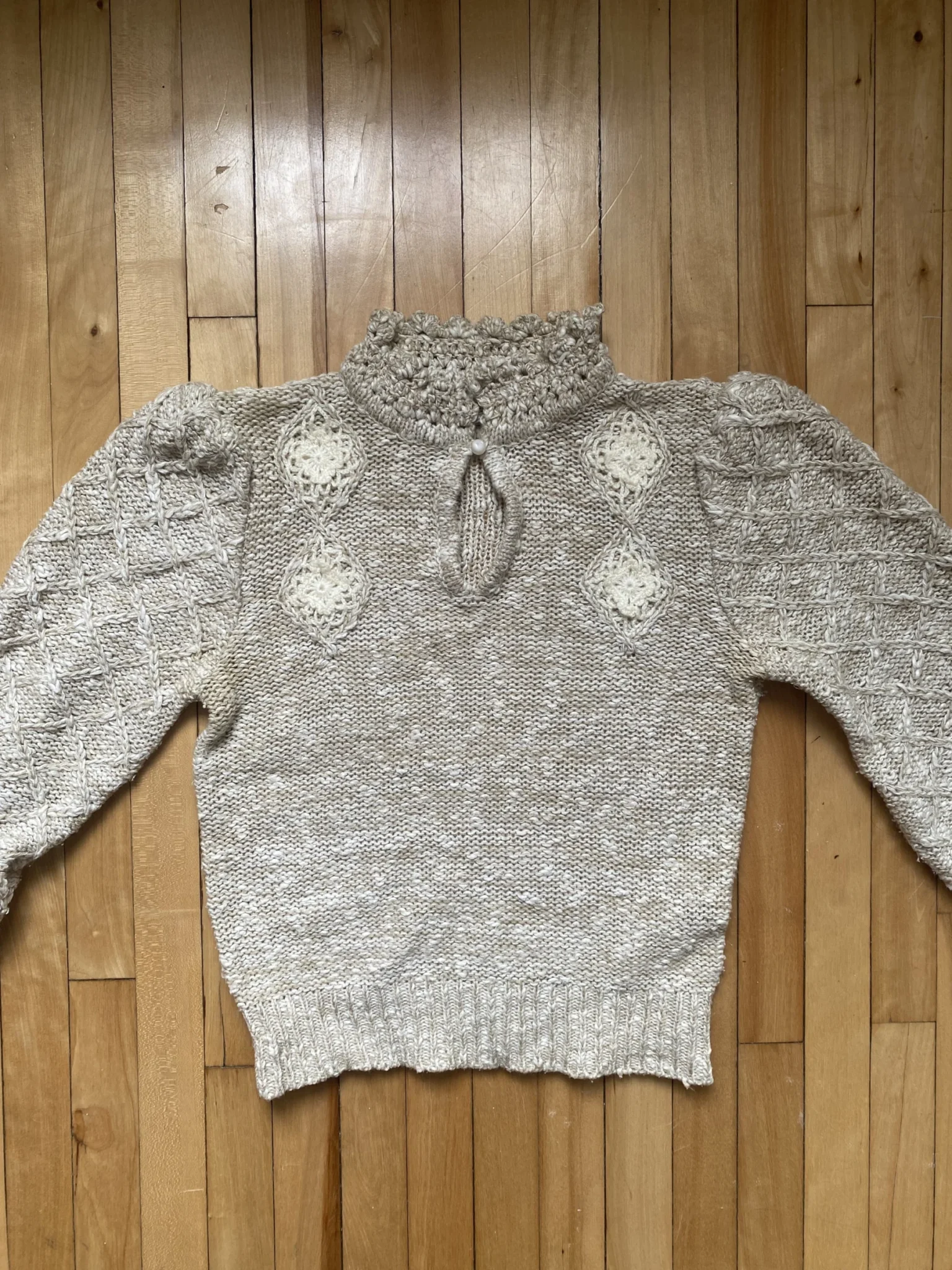 Featured image for Vintage jumper size XS/M