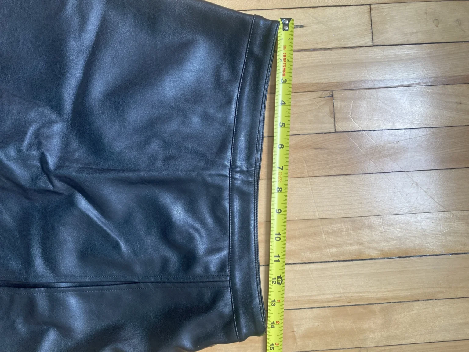Image for Short skirt in black imitation leather Pimkie