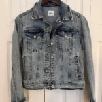 Featured thumbnail for Veste jeans ajustée