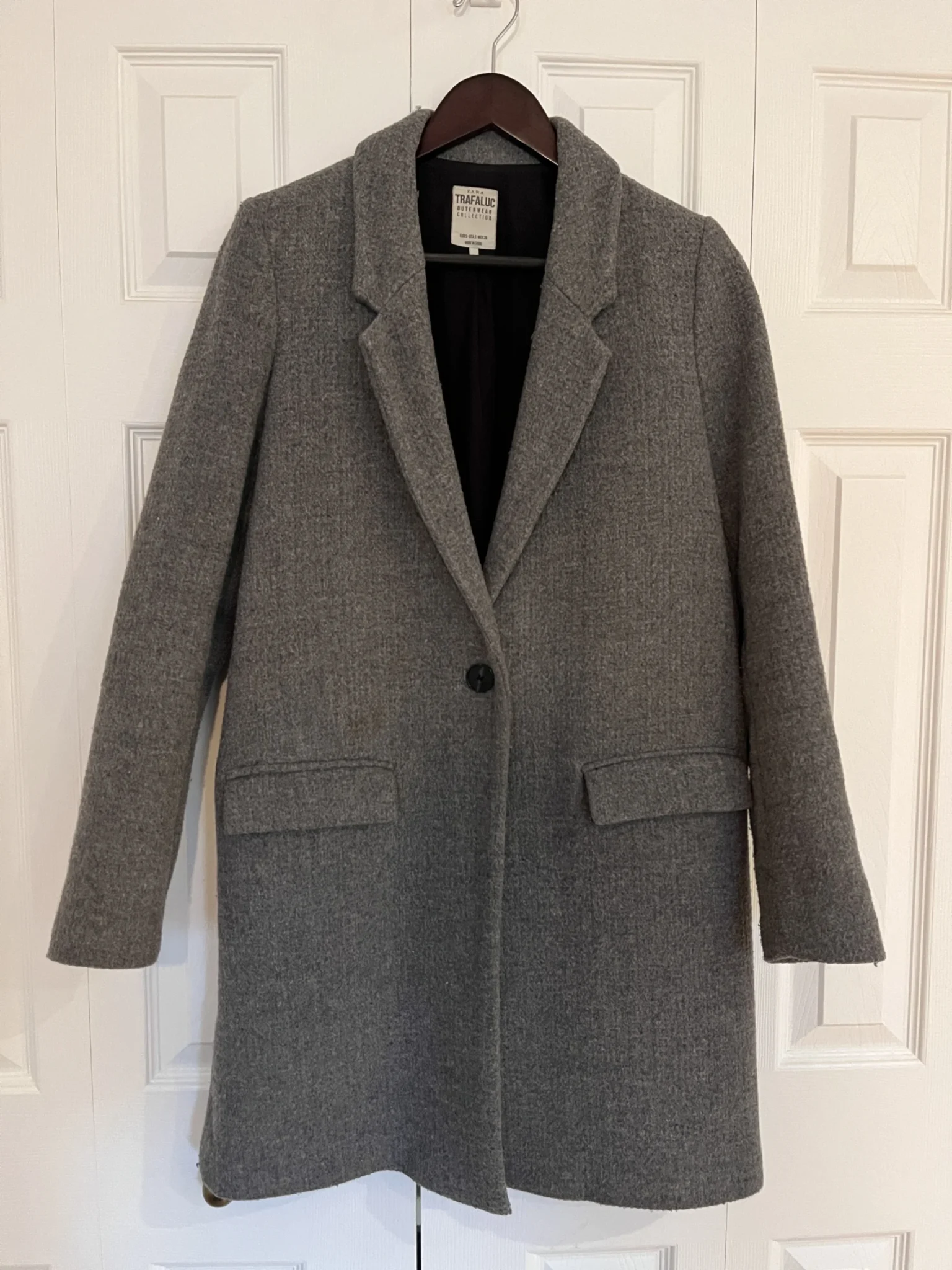 Featured image for Manteau mi-long gris
