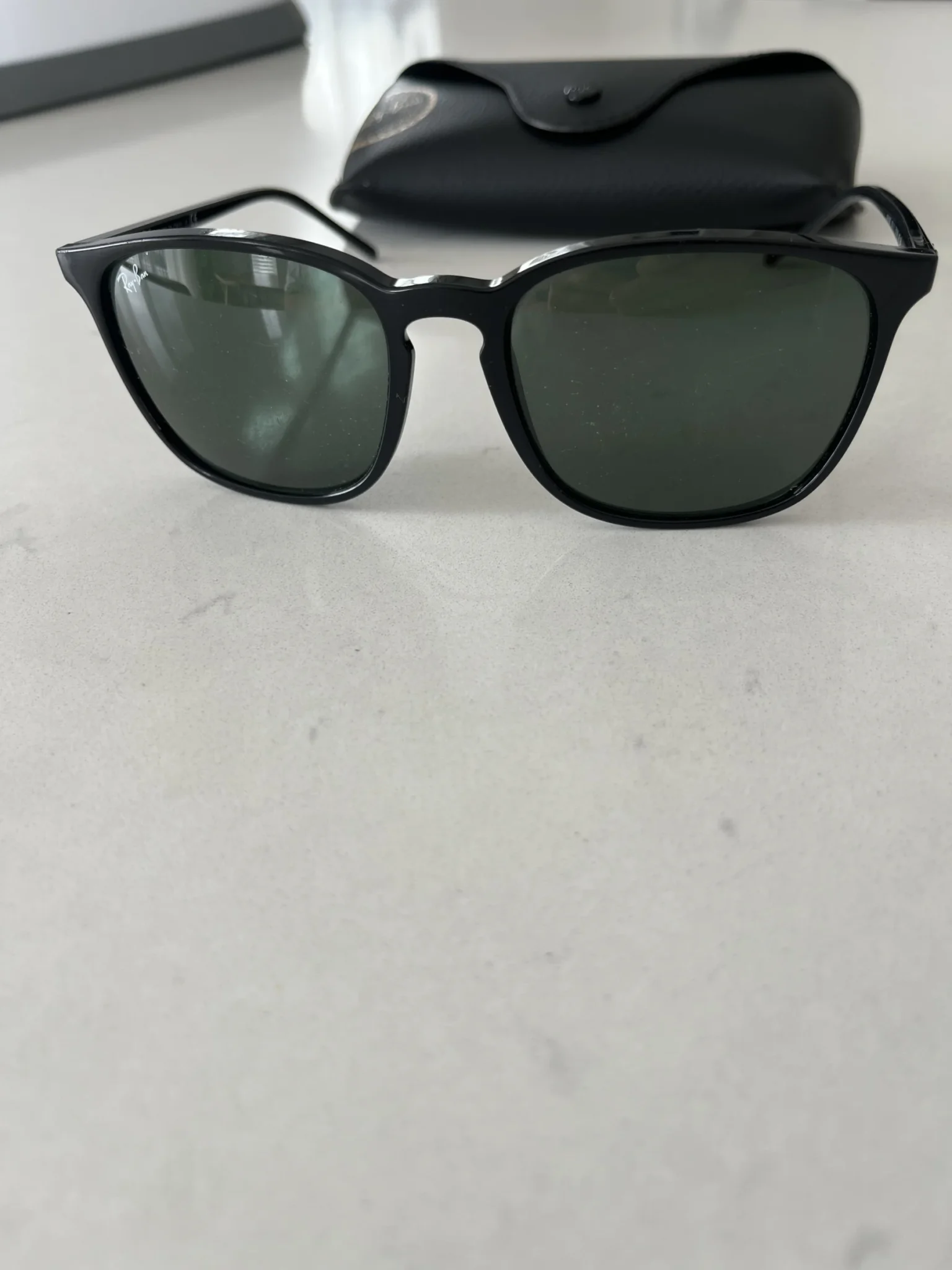 Image for Lunettes de soleil Rayban