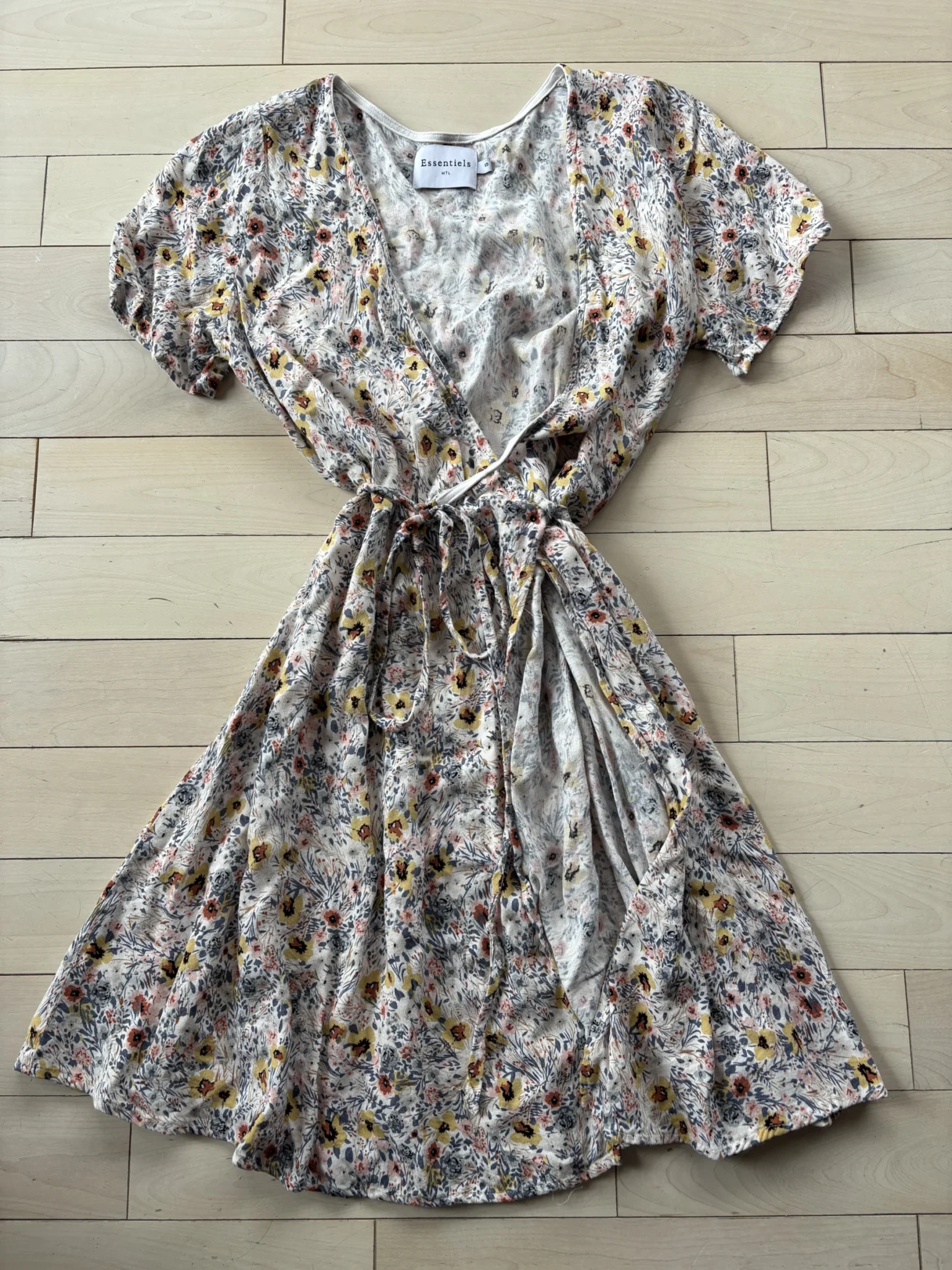 Featured image for Robe courte
