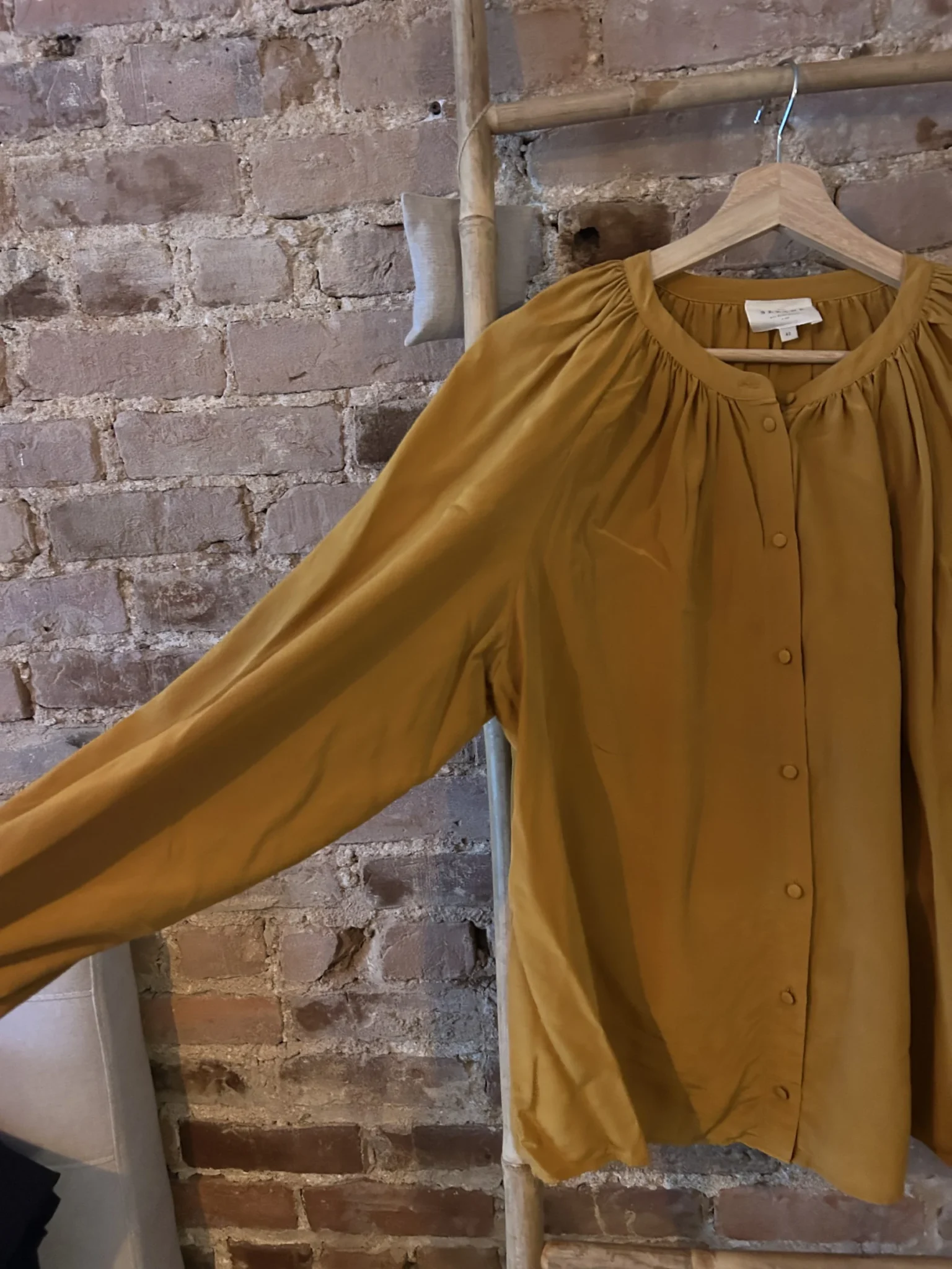 Image for Sezane blouse model Lealys