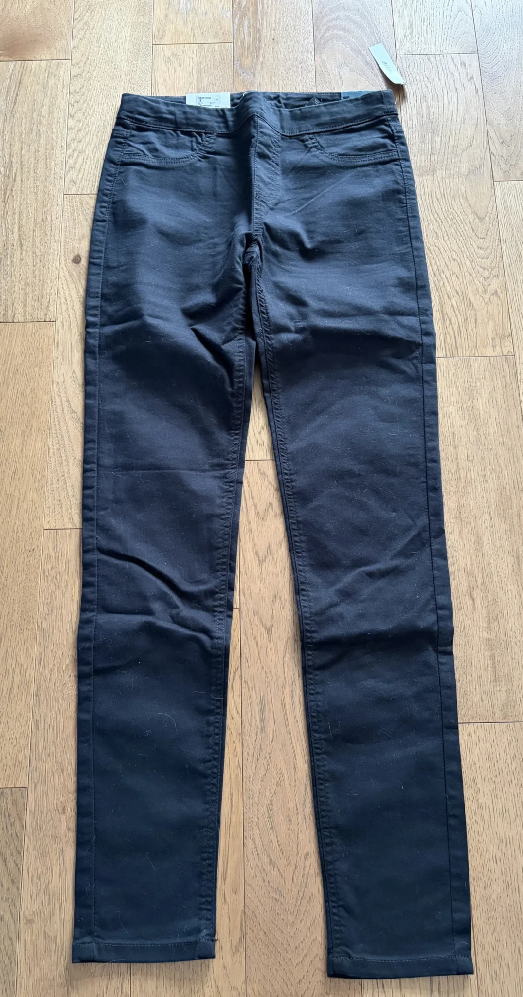 Featured image for Pantalon noir Aubainerie