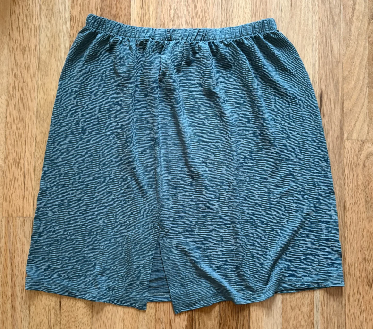 Image for NEW - Skirt Louve Design M