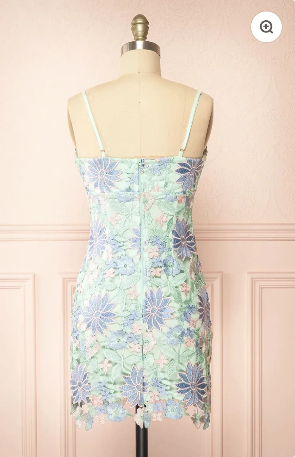 Image for Robe courte en dentelle