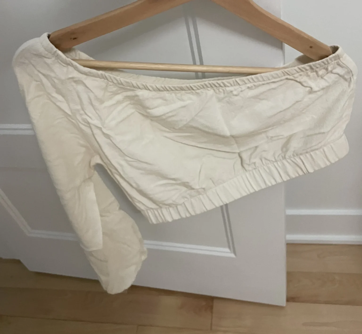 Featured image for Crop top une manche