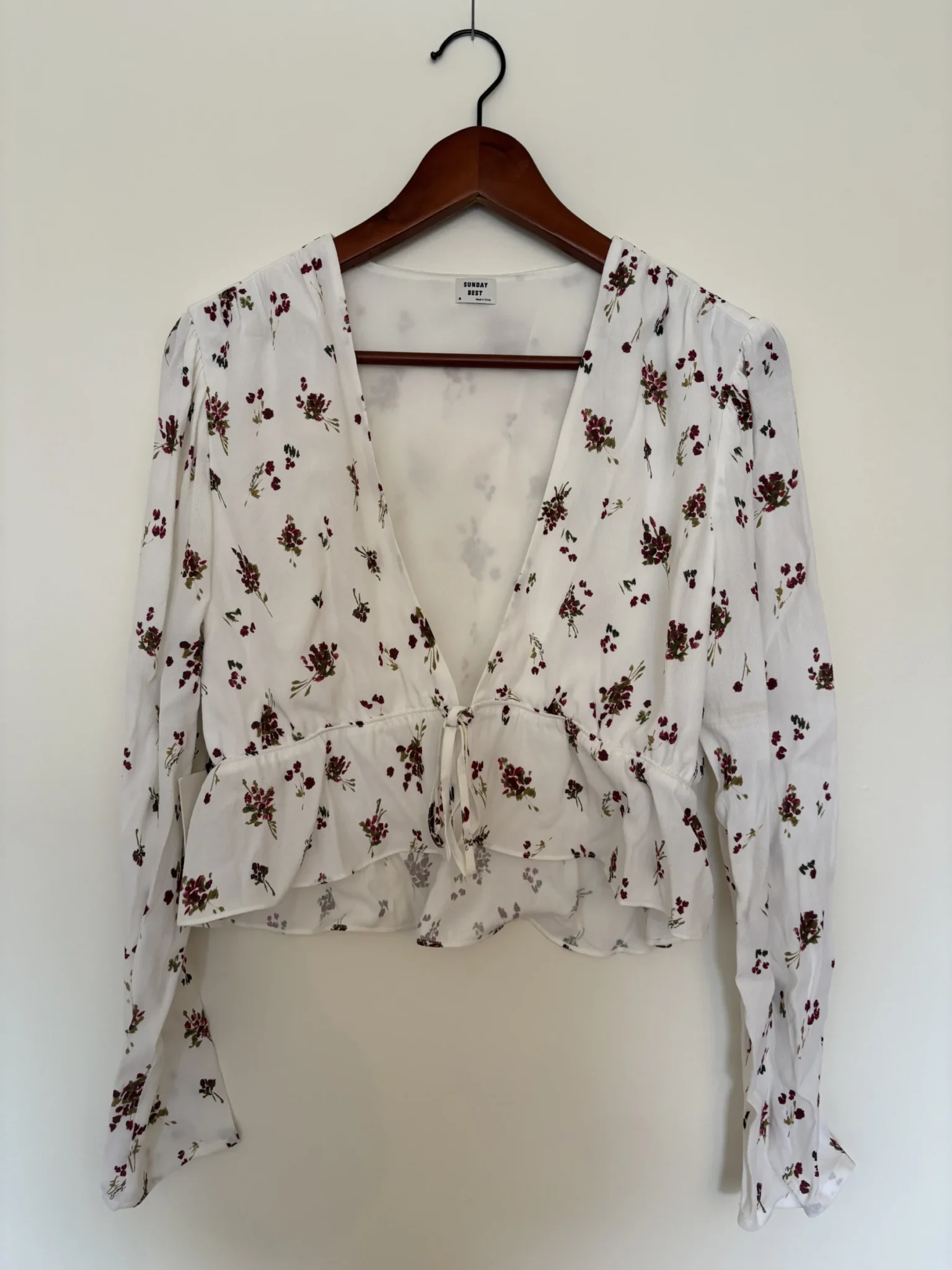 Featured image for Blouse printanière Aritzia 🤍