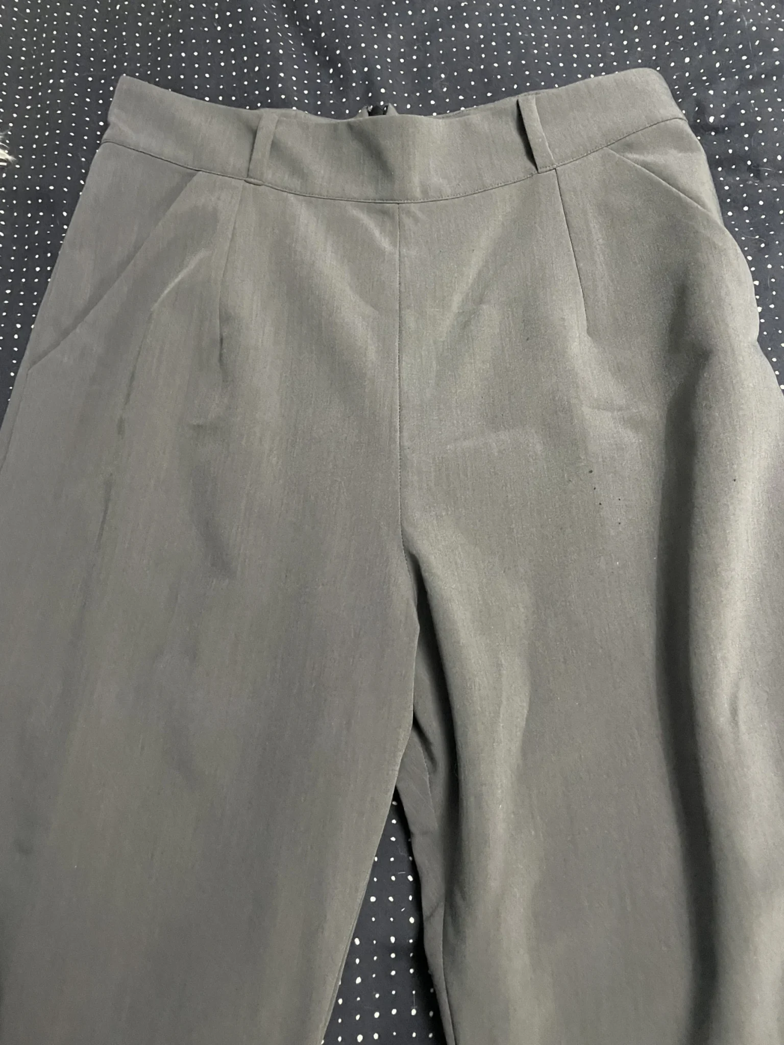 Featured image for Pantalon gris