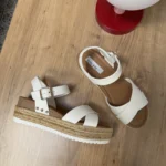 Featured thumbnail for Sandales Goldlust - Chaussures Yellow