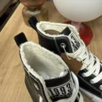 Thumbnail for 1993 cozy - Chaussures doublées