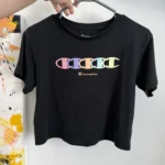 Featured thumbnail for Crop Top Médium Champion