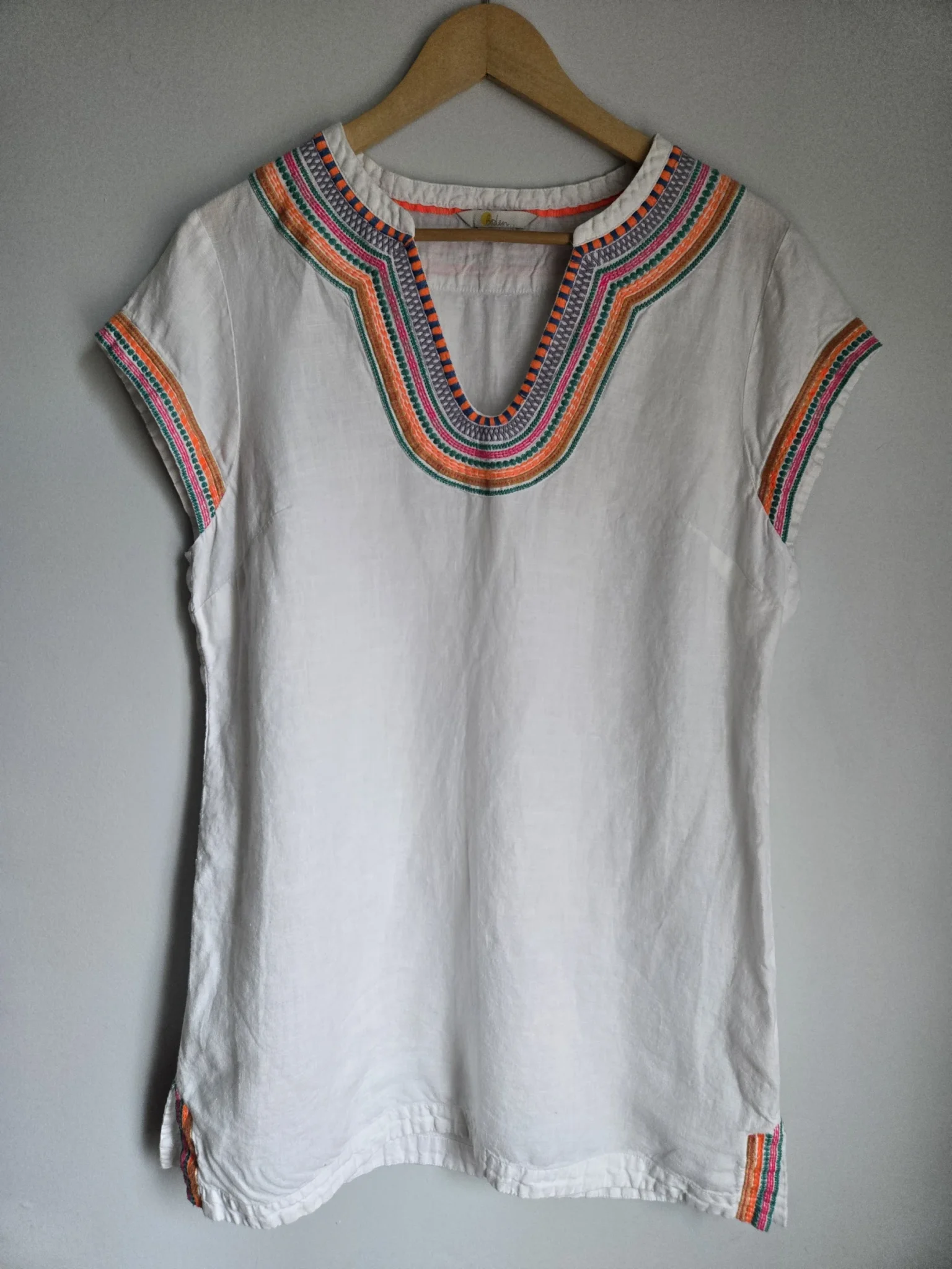 Featured image for Linen dress with colourful embroidery