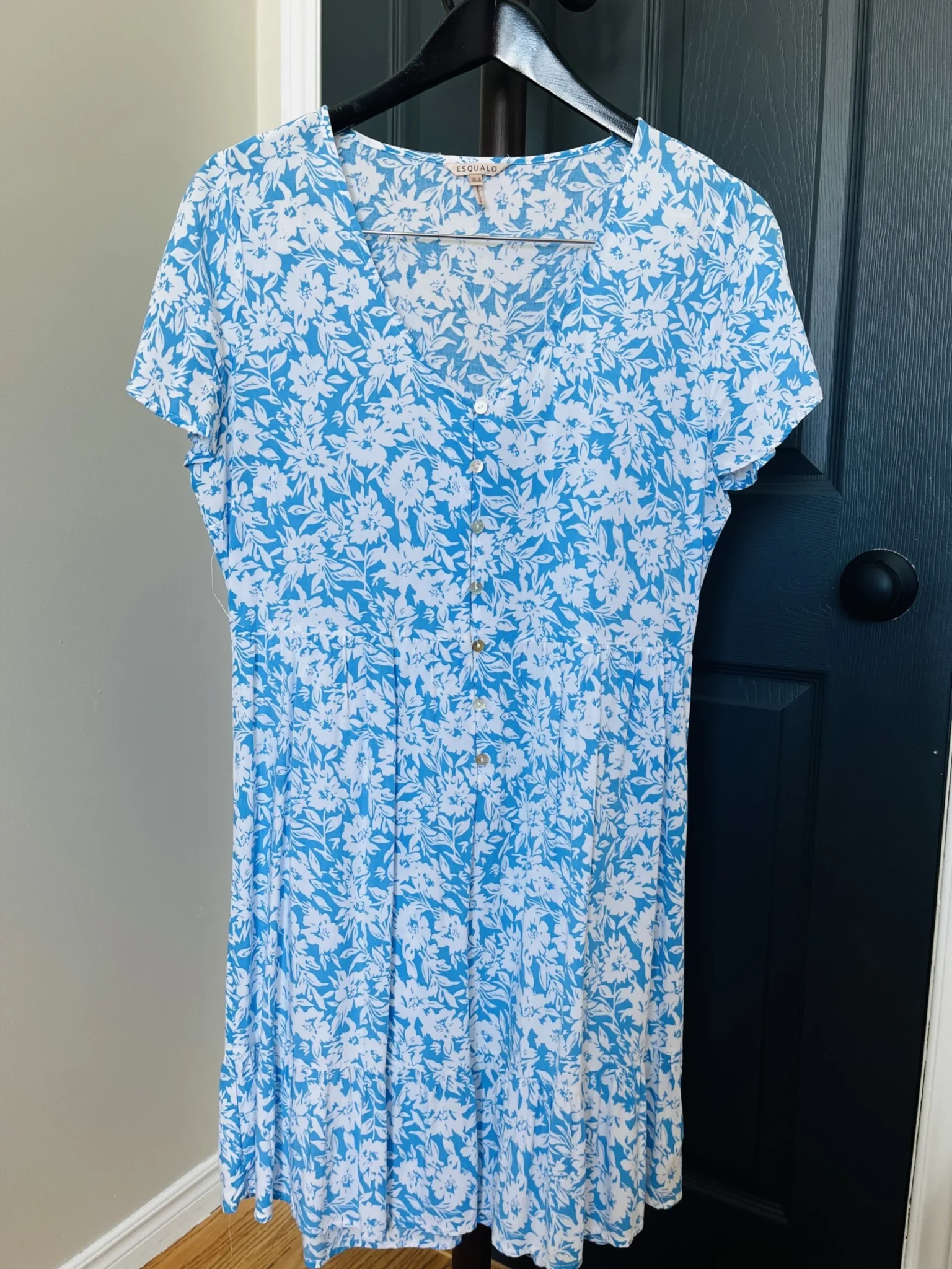 Featured image for Robe Esqualo parfaite