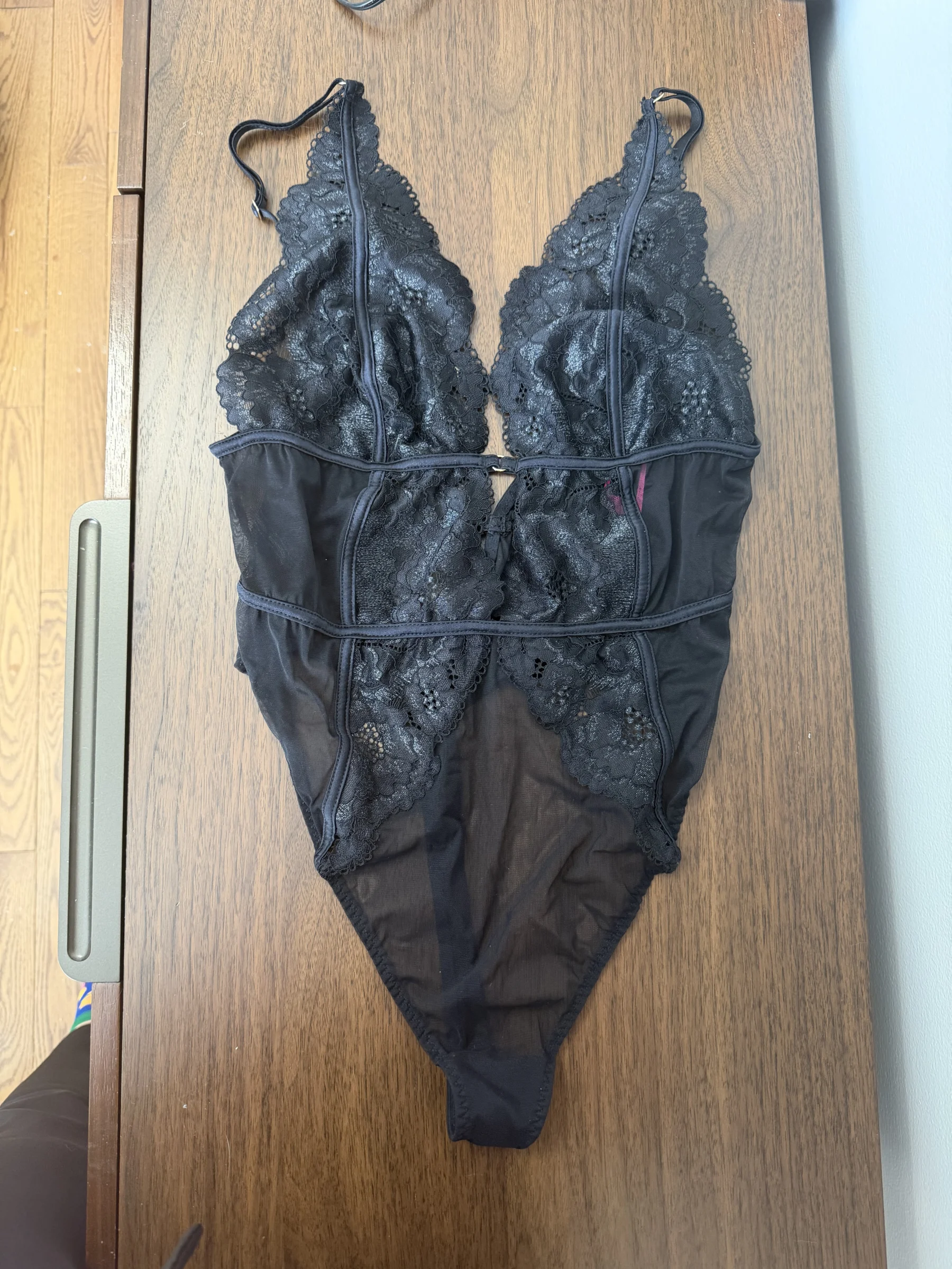 Body en dentelle LARGE La Senza seconde main