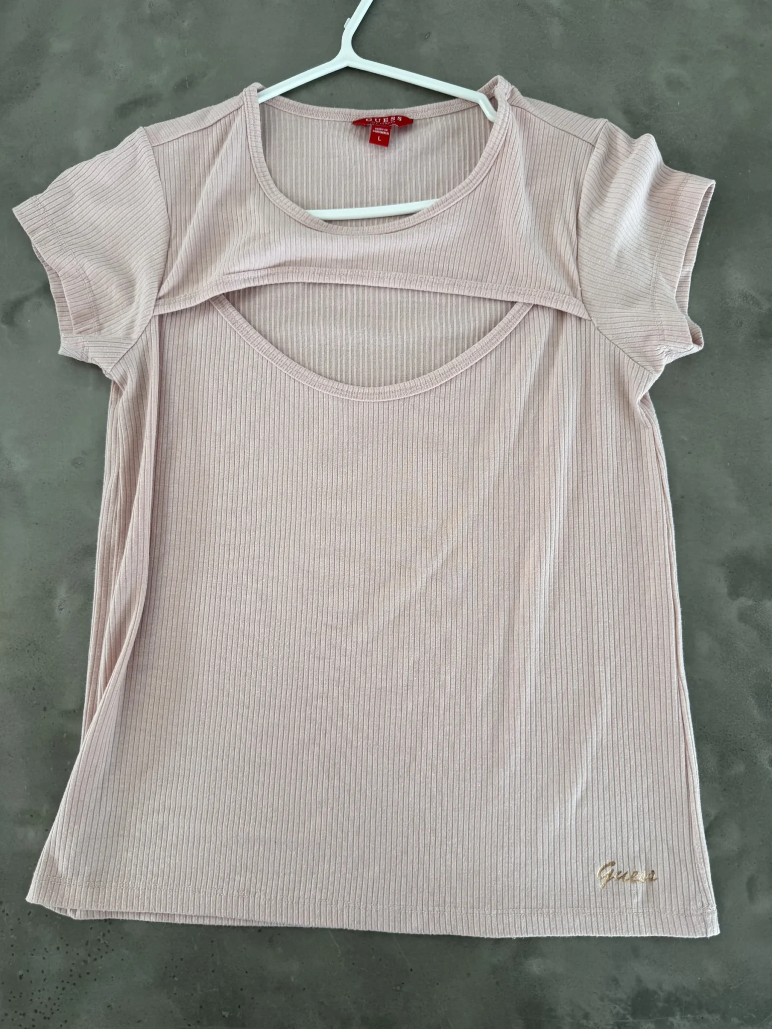 Featured image for Guess TShirt