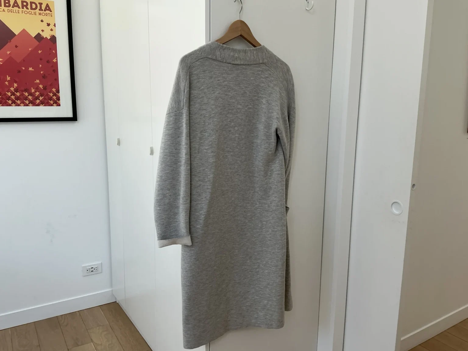 Image for Lovely Babaton long grey jacket (Medium)