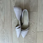 Thumbnail for Pointed ballerinas